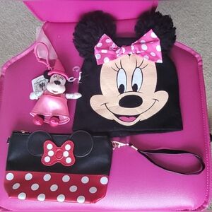 DISNEY Minnie Mouse hat,wristlet&key holder-bag charm set.3 pcs